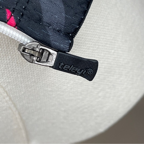 NWT Women’s Cycling Short Sleeve Shirt Bicycle Jersey Zip-up Mesh Back Pockets - Picture 8 of 10